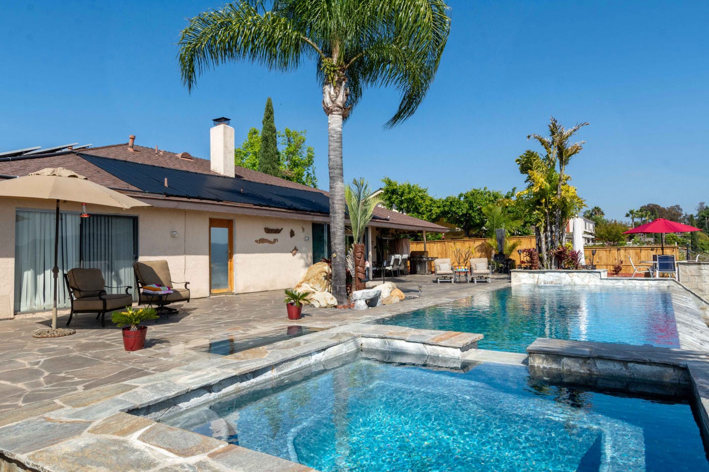how to test pool water